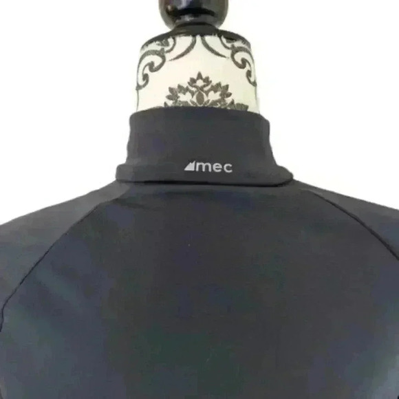 𝅺MOUNTAIN Equipment Co-op Mid Layer Top  Grey Good condition Women's size Small - Picture 6 of 11